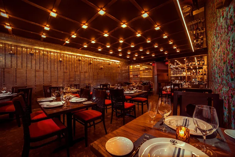 Dining ambiance of restaurant Butcher and Banker NYC 1