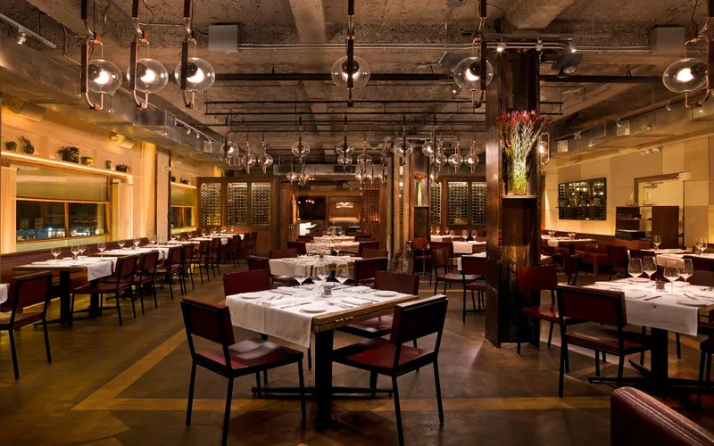 Dining ambiance of restaurant Quality Italian 1