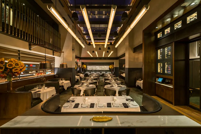 Dining ambiance of restaurant Ocean Prime 1