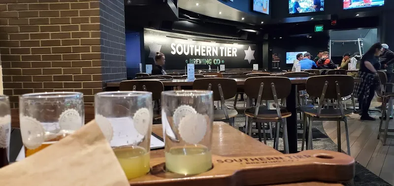 Dining ambiance of restaurant Southern Tier Brewery Buffalo 2