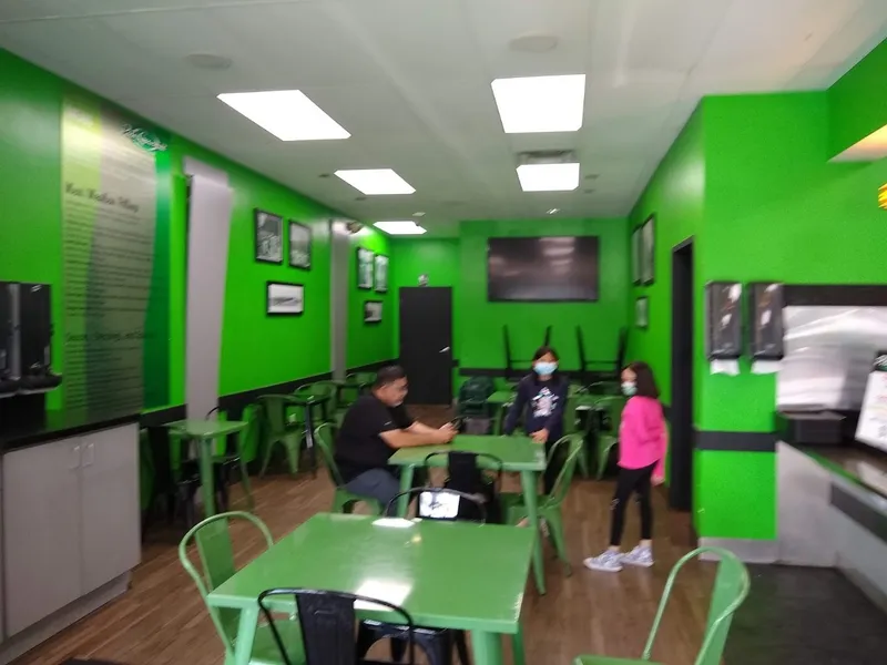 Dining ambiance of restaurant Pita Gourmet 2