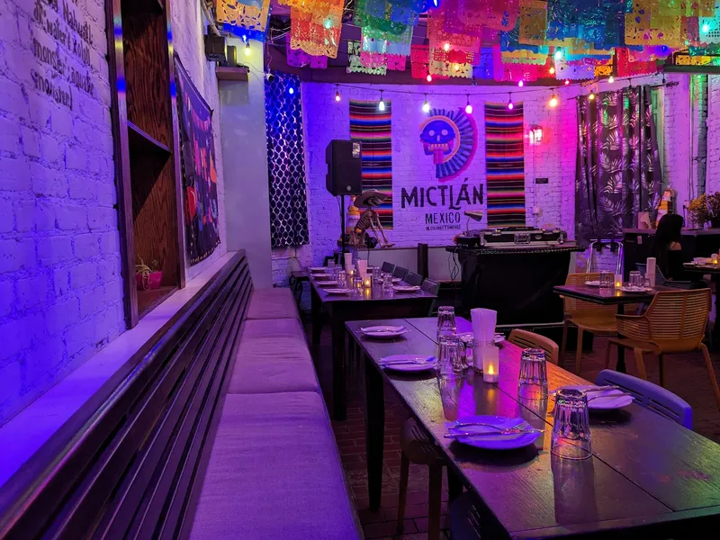 Dining ambiance of restaurant Mictlan México 2