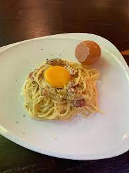 Spaghetti Carbonara Cafe Evergreen