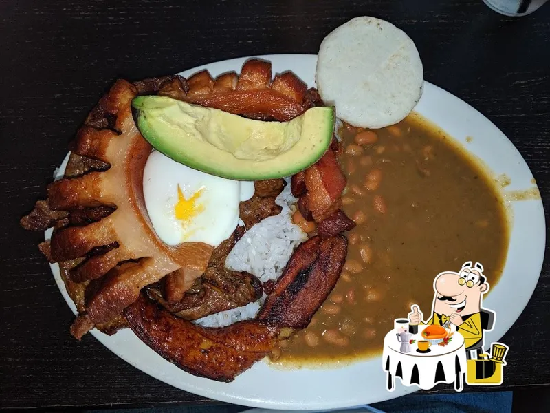 Bandeja Paisa Para Ti Colombia con Sabor Restaurant-Bar