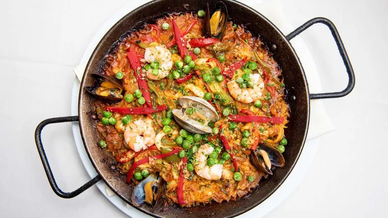 Paella de Mariscos Alcala