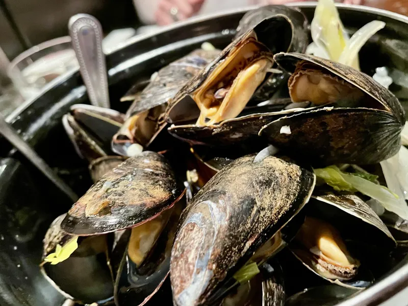 Moules Frites BXL Cafe