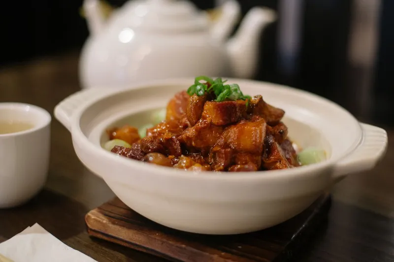 Dry Braised Pork with Garlic Sauce Hunan Bistro