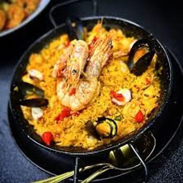 Paella Valenciana Bahia