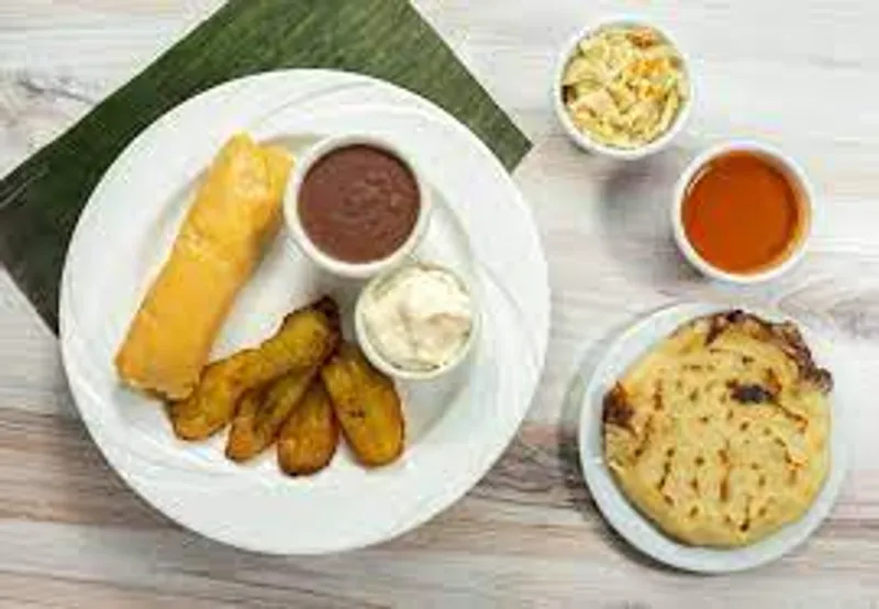 Platano Frito Pupuseria Salvadoreña