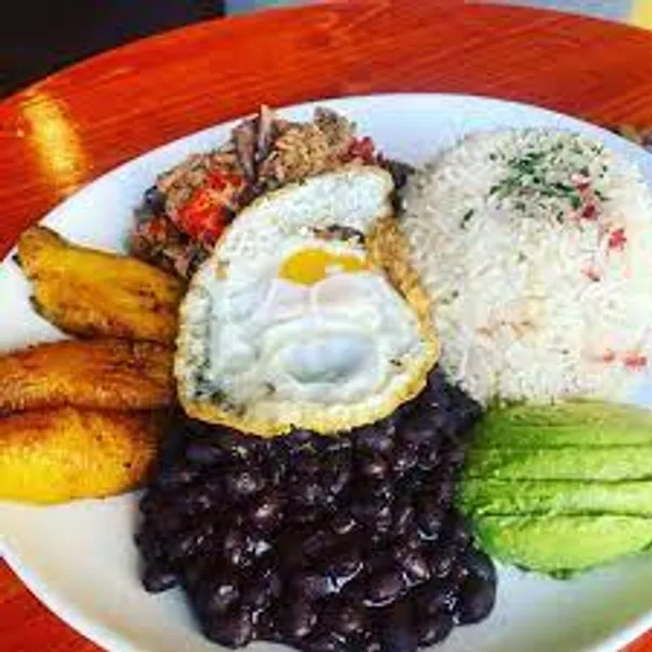 Pabellon Criollo Warique