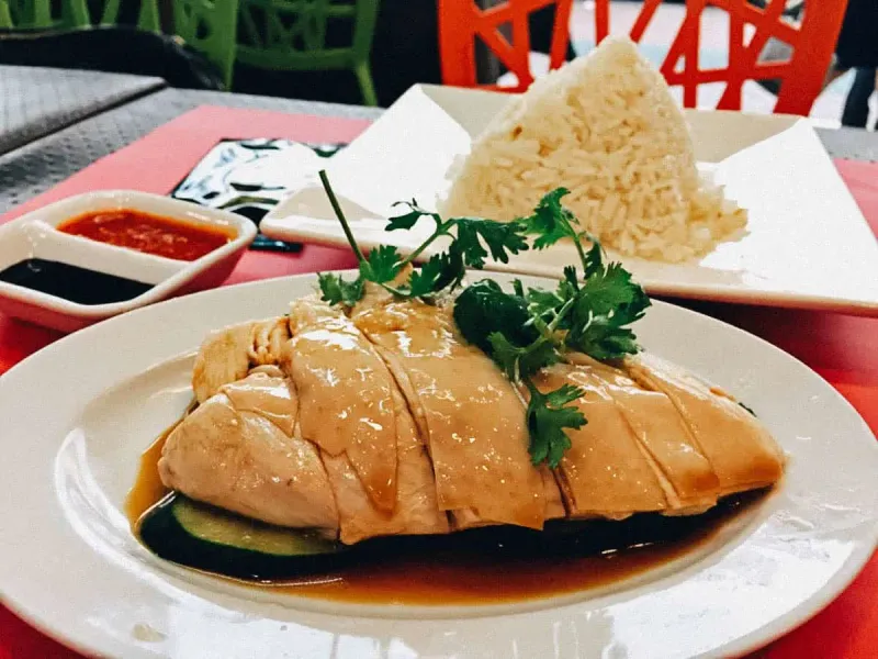 Hainanese Chicken Rice Singapura