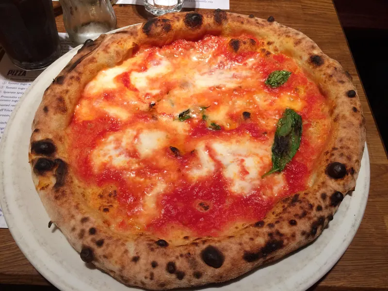 Margherita Pizza Paesano