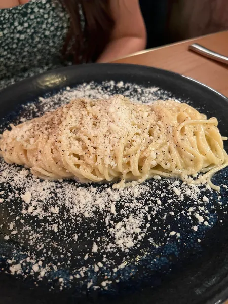 Cacio e Pepe Paesano