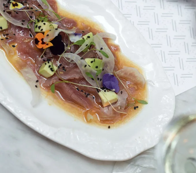 Tiradito de Atun Llama San