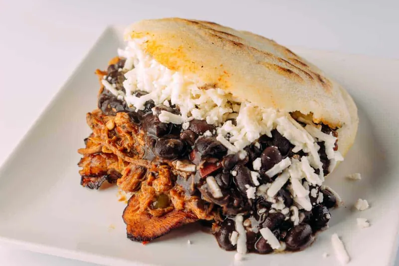 Pabellon Arepa Classic Arepas