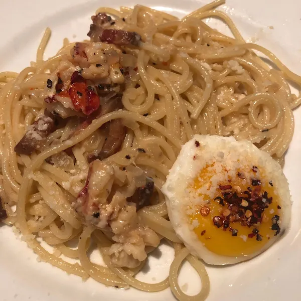 Spaghetti Carbonara Trattoria Dell'Arte