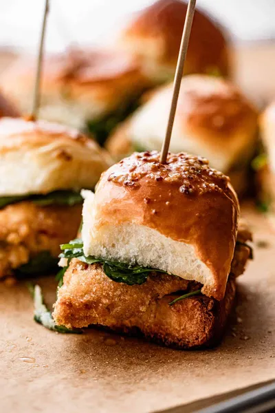 Crab Cake Sliders Claw Daddy's