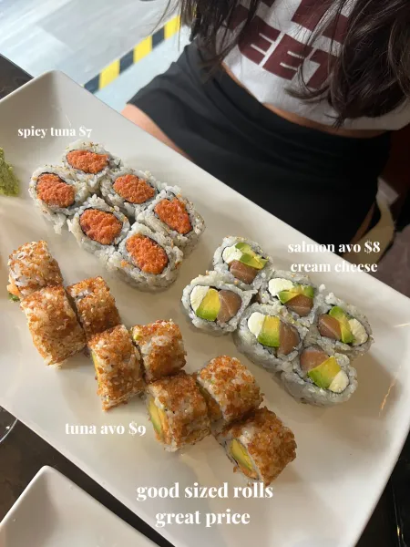 Spicy Tuna Roll Momoya Chelsea