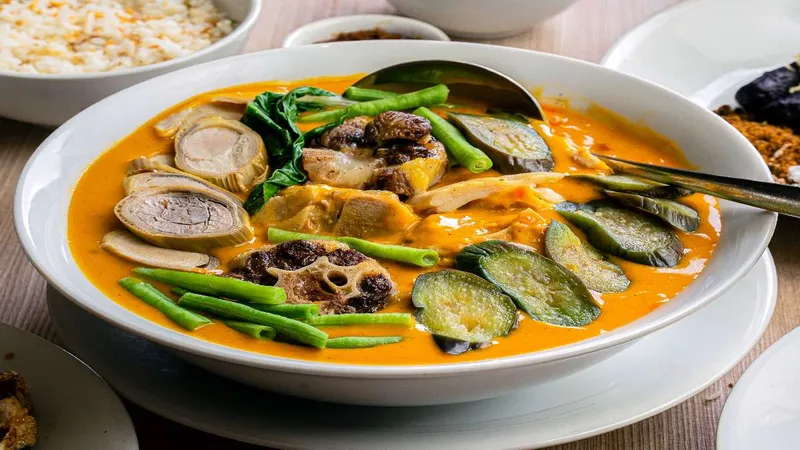 Kare-Kare Pata Cafe