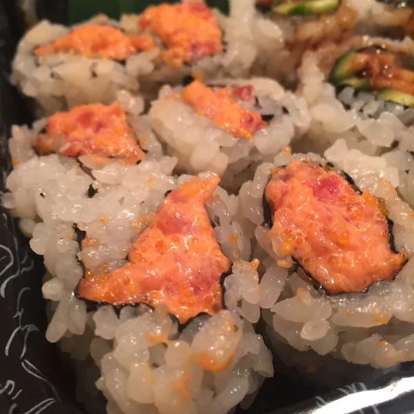 Spicy Tuna Roll Sushi Yasaka