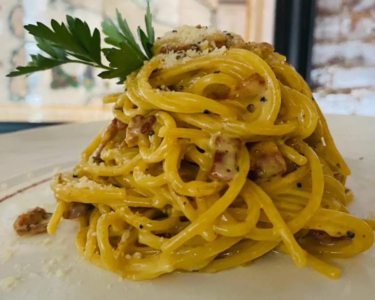 Spaghetti Carbonara Taverna Di Bacco