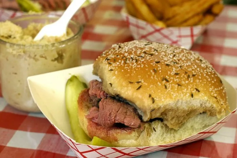 Beef on Weck Hydraulic Hearth