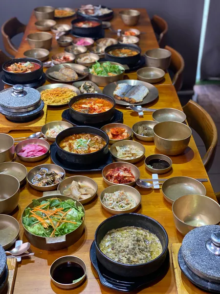 Jeyuk Bokkeum Woo Chon Korea House Restaurant