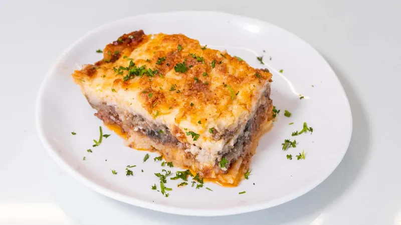 Moussaka Venus Greek & Mediterránean