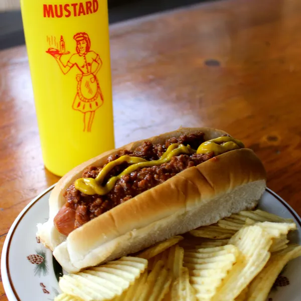 Chili Cheese Dog Lucky's Texas Red Hots