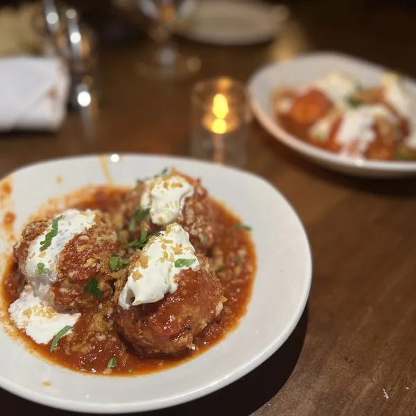 Veal Parmesan Almandi Restaurant