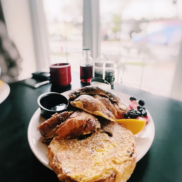 Cap'n Crunch Pancakes Break'n Eggs Express