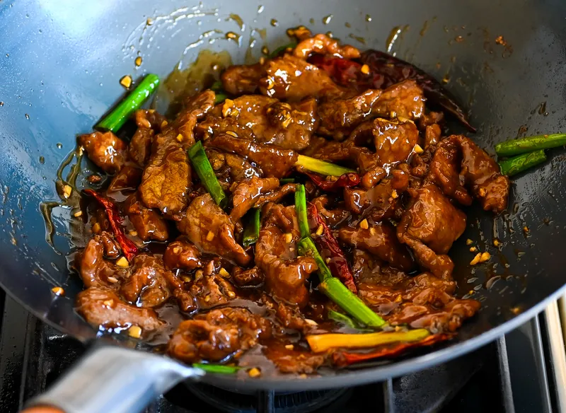 Spicy Mongolian Beef Yedon