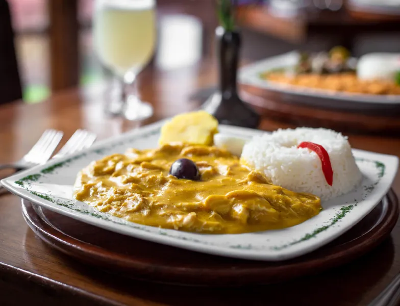 Aji de Gallina D'antigua Restaurant Bar