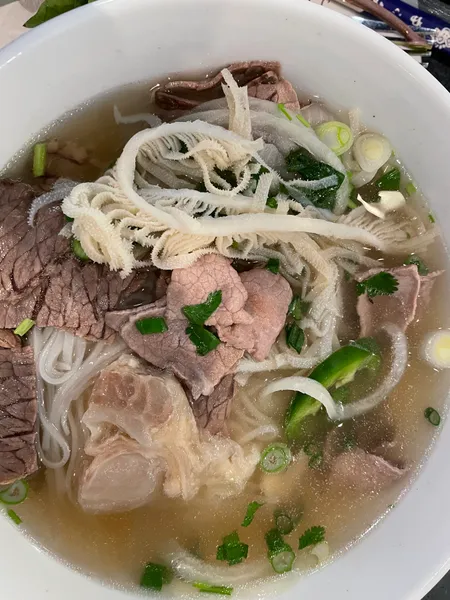 Pho Tai Pho Tan