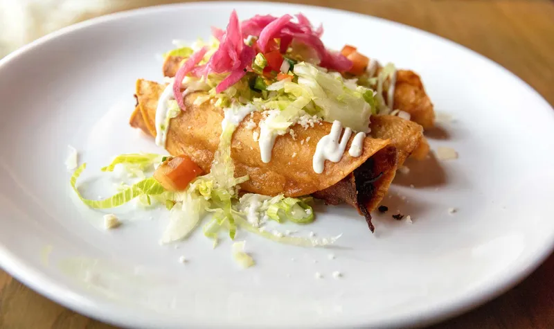 Enchiladas Rojas Los tres Chiflados