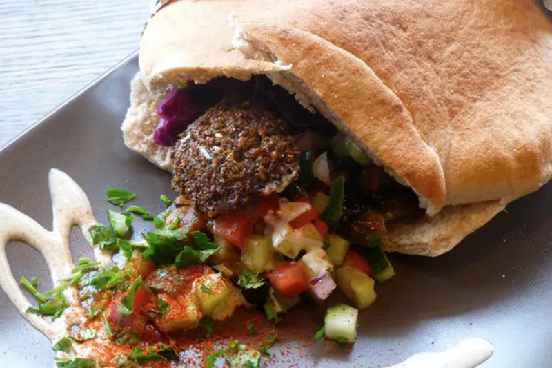 Falafel Sandwich Kulushkat