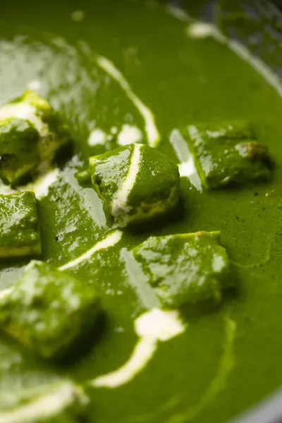 Saag Paneer Dhania