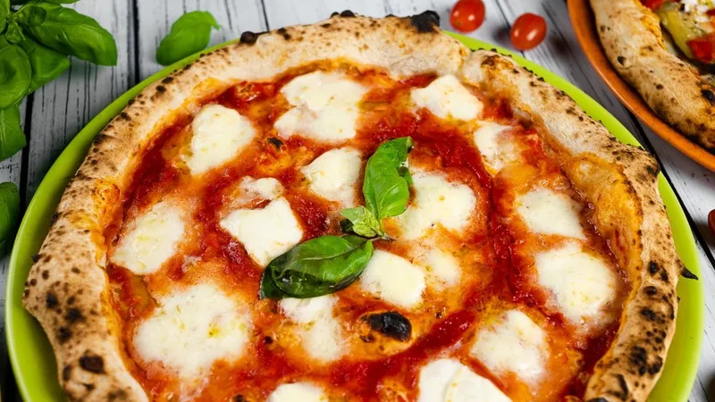 Margherita Pizza Casa Nono