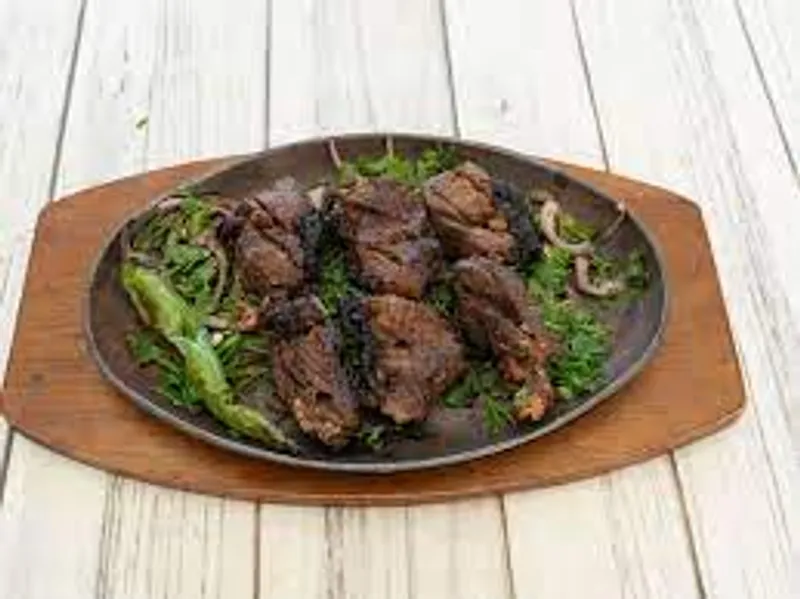 Grilled Lamb Chops Le Fatima