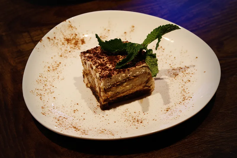 Tiramisu L’Amore Restaurant