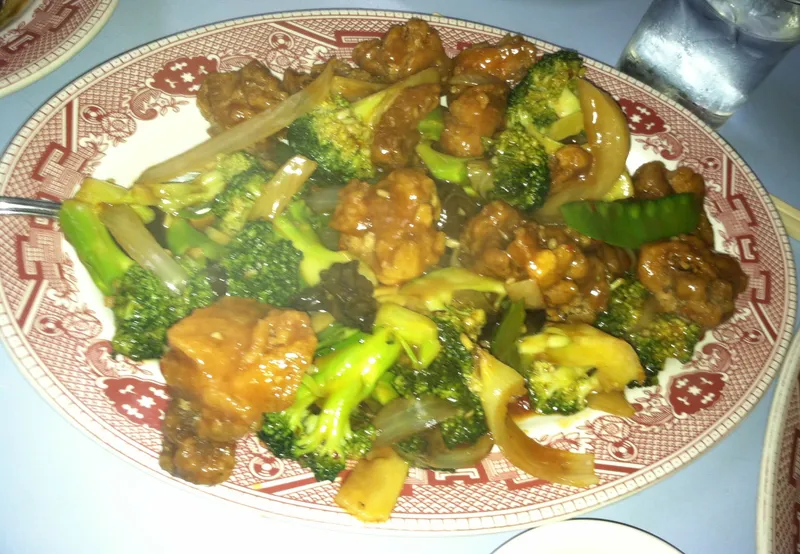 Beef with Broccoli Wo Hop Next Door