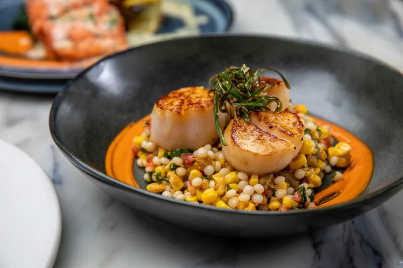 Seared Scallops Swan Dive