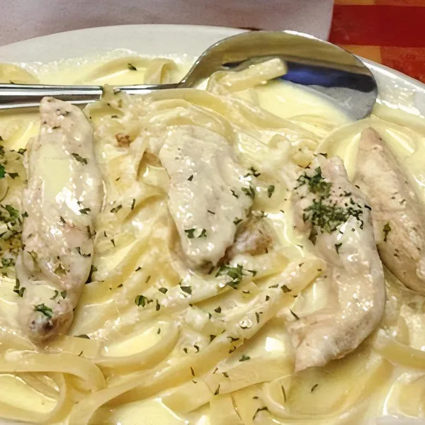 Fettuccine Alfredo Rocco