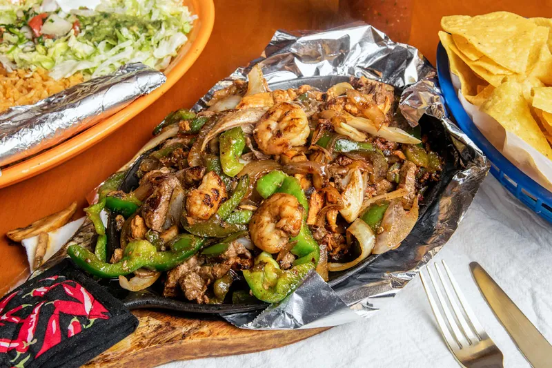 Chicken Fajitas Los Gallos Mexican Grill