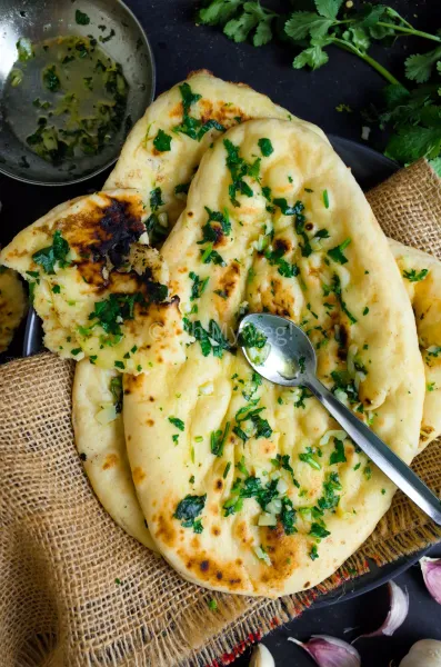 Saag Paneer Naan-Tastic