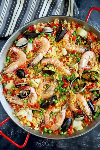 Paella De Mariscos El Latino Restaurant