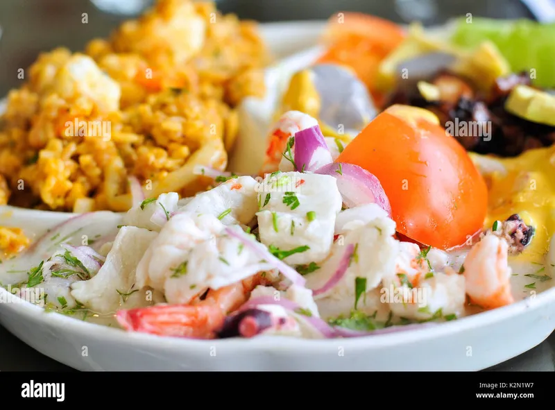 Ceviche Mixto Cocina Latina