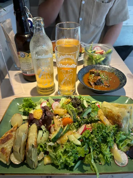 menu 2 of Alpenkantine