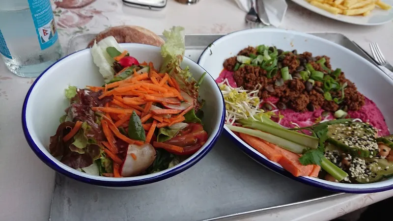 menu 1 of Hatari