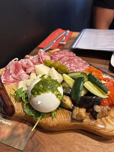 menu 2 of In Piazza cucina italiana - Neapolitanische Pizza